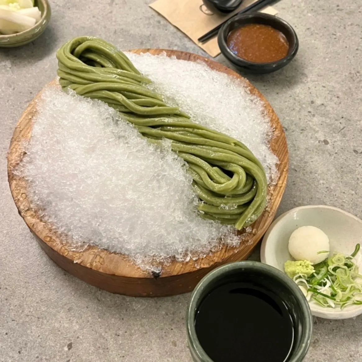 Matcha soba noodles